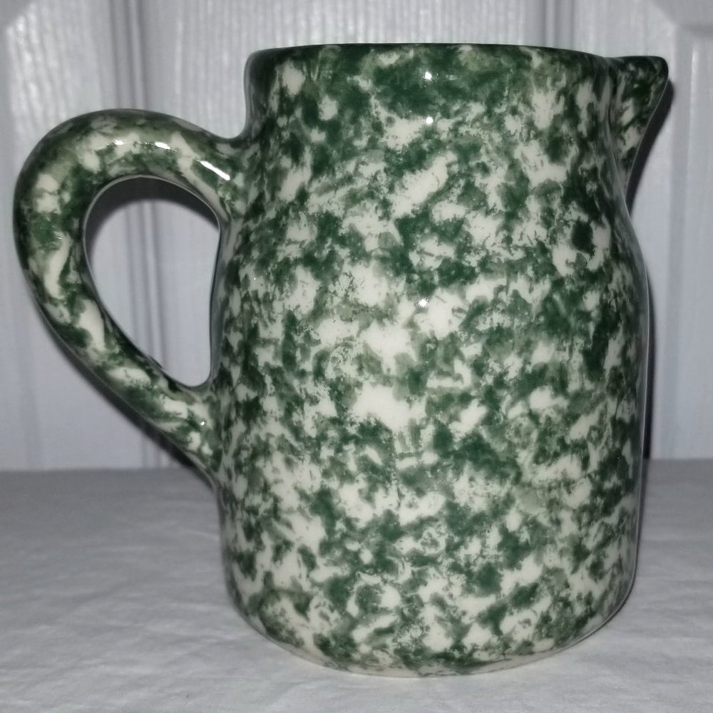 Henn Small Creamer